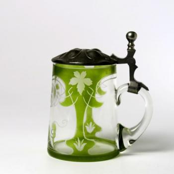 Secesní korbílek Secesní korbílek